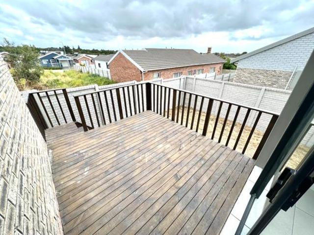 Townhouse for sale in Eastern Cape