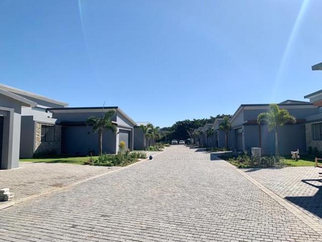Townhouse for sale in Princess Grant, Kwazulu-natal