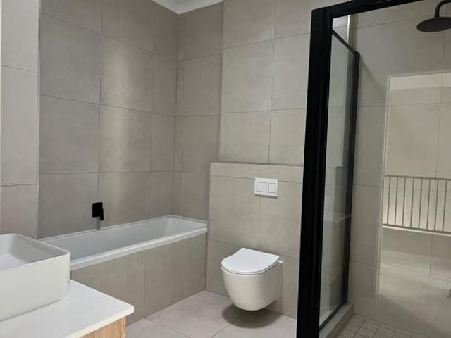 Townhouse for sale in Cape Town, Western Cape
