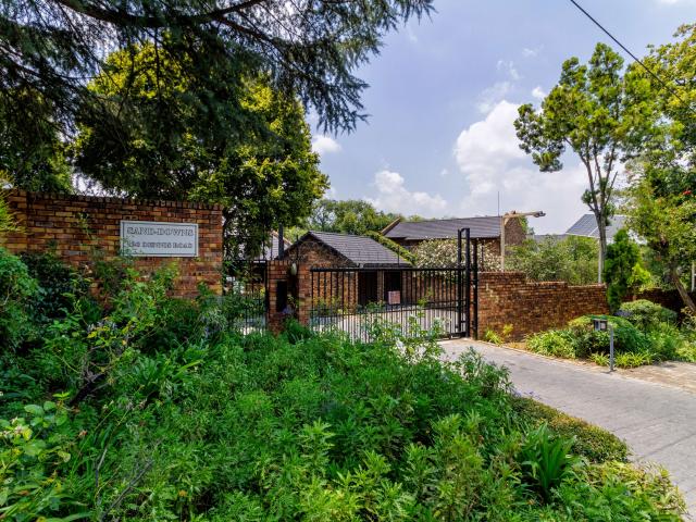 Townhouse for sale in Alexandra, Gauteng