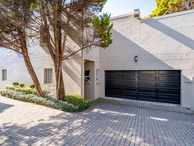 Townhouse for sale in Alexandra, Gauteng