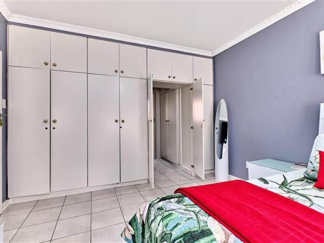 Townhouse for sale in Vosloorus, Gauteng