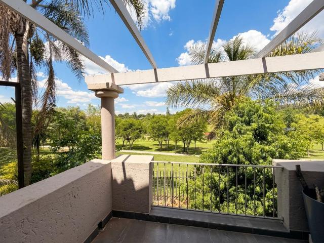 Townhouse for sale in Johannesburg, City of Johannesburg Metropolitan Municipality