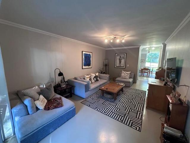 Townhouse for rent in Vosloorus, Gauteng