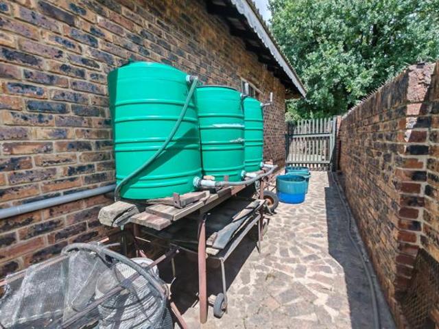 Townhouse for sale in Oranjeville, Free State