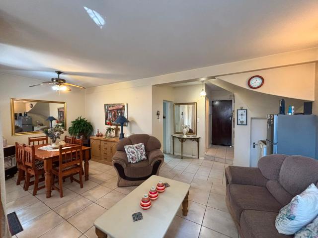 Townhouse for sale in Oranjeville, Free State