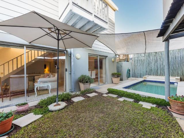 Townhouse for rent in Sea Point, Cape Town