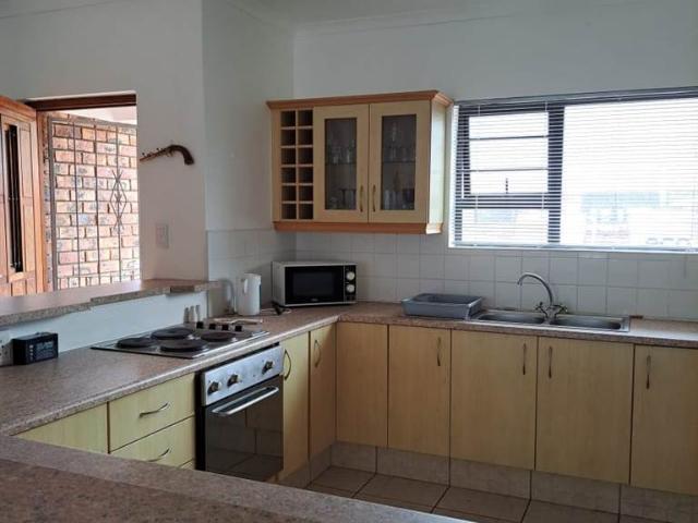 Townhouse for sale in Bushmans River Mouth, Eastern Cape