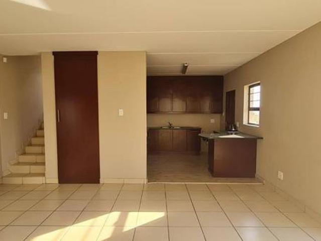 Townhouse for rent in Secunda, Govan Mbeki