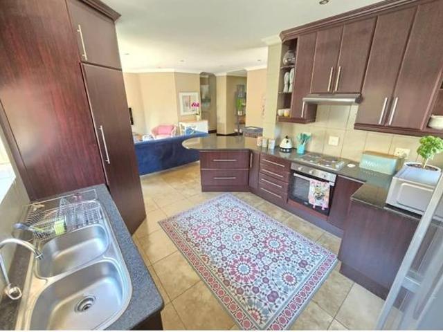 Townhouse for rent in Secunda, Govan Mbeki