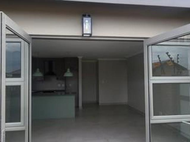 Townhouse for sale in Secunda, Govan Mbeki