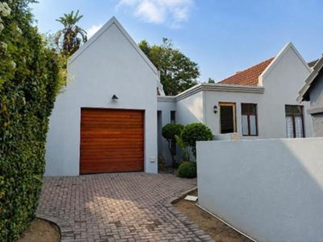 Townhouse for sale in Randburg, Gauteng