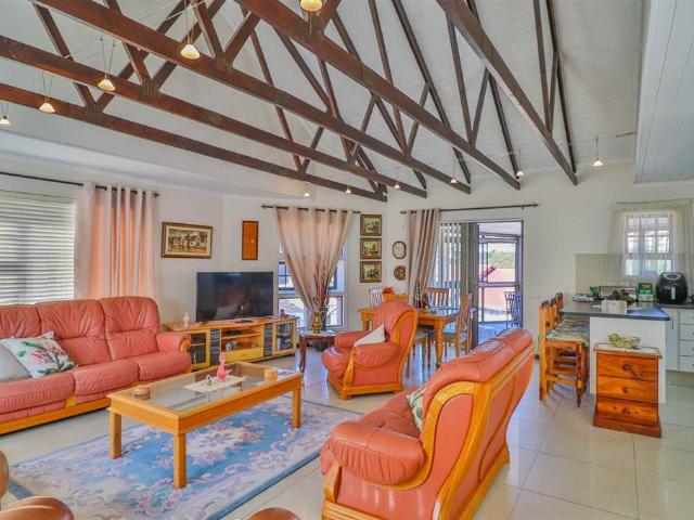 Townhouse for sale in Groot Brak Rivier, Western Cape