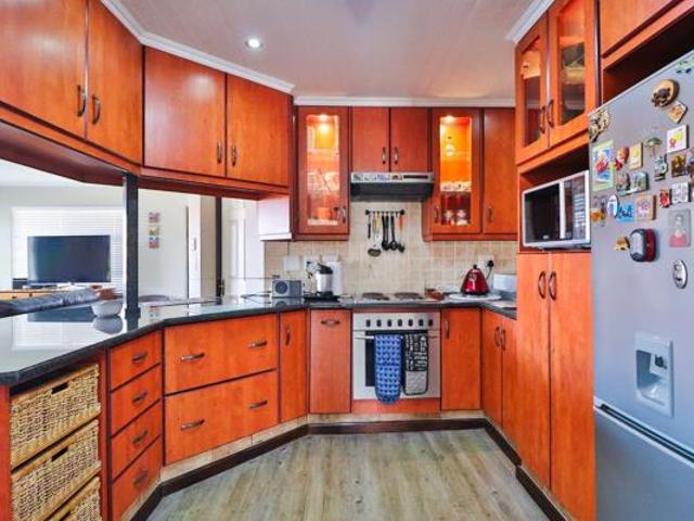 Townhouse for rent in Groot Brak Rivier, Western Cape