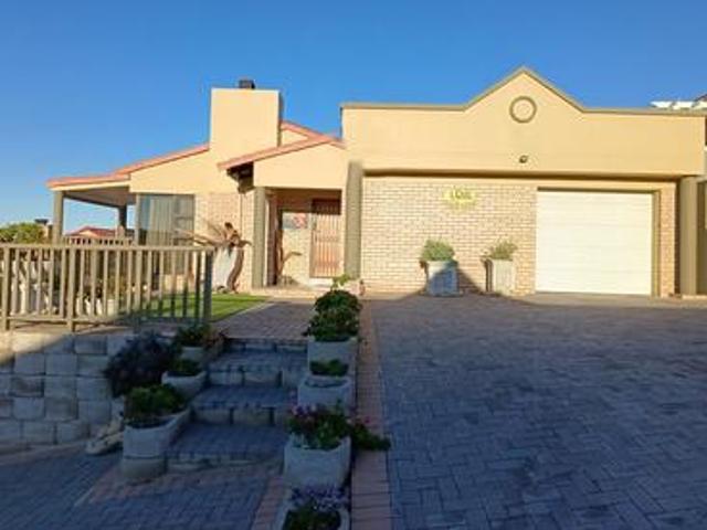 Townhouse for rent in Groot Brak Rivier, Western Cape