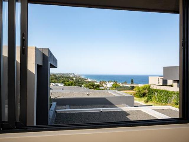 Townhouse for sale in Princess Grant, Kwazulu-natal