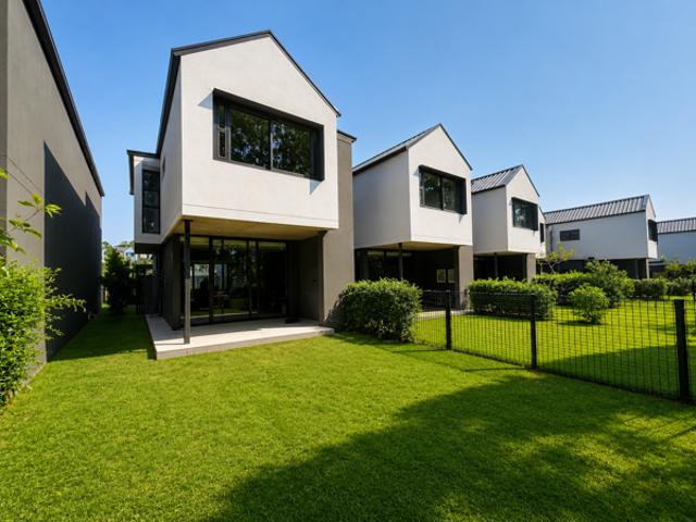 Townhouse for sale in Princess Grant, Kwazulu-natal