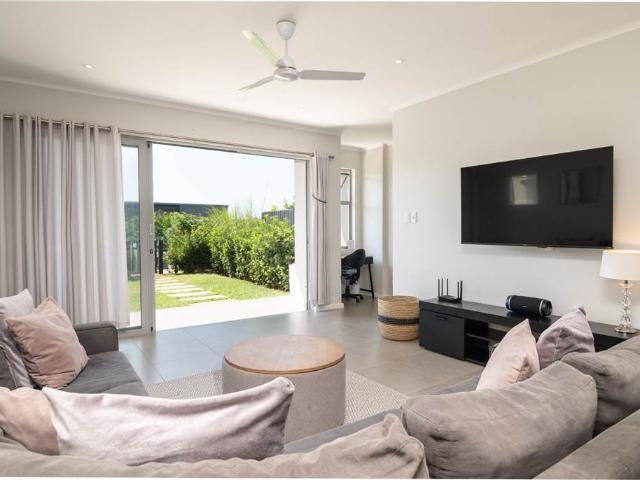 Townhouse for sale in Princess Grant, Kwazulu-natal