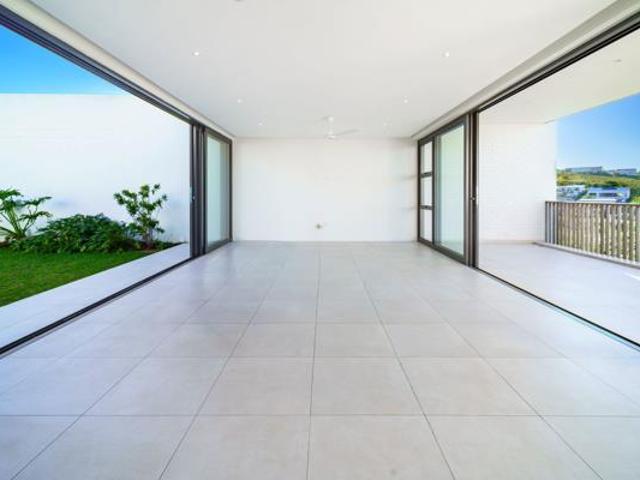 Townhouse for sale in Princess Grant, Kwazulu-natal