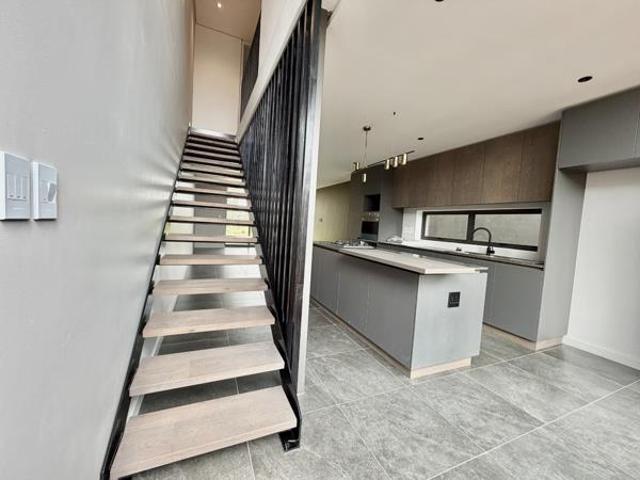 Townhouse for sale in Princess Grant, Kwazulu-natal