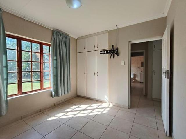 Townhouse for sale in Margate, Hibiscus Coast Local Municipality