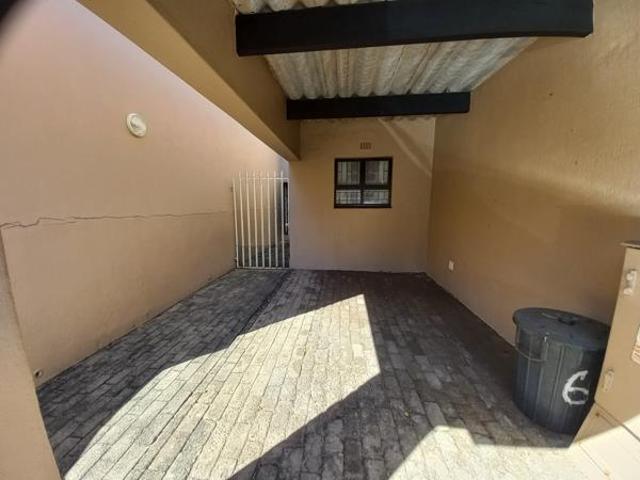 Townhouse for sale in Ugu District Municipality, Kwazulu-natal