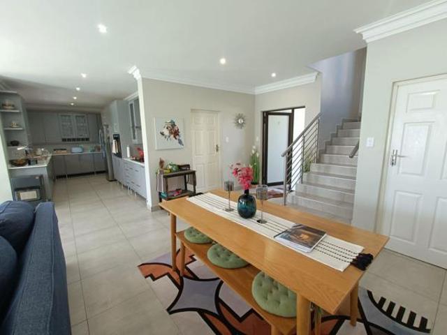 Townhouse for sale in Bloemfontein, Free State