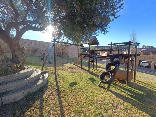 Townhouse for sale in Bloemfontein, Free State