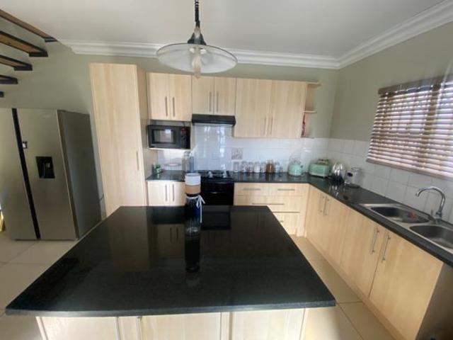 Townhouse for sale in Bloemfontein, Free State