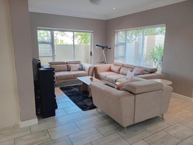 Townhouse for sale in Bloemfontein, Free State