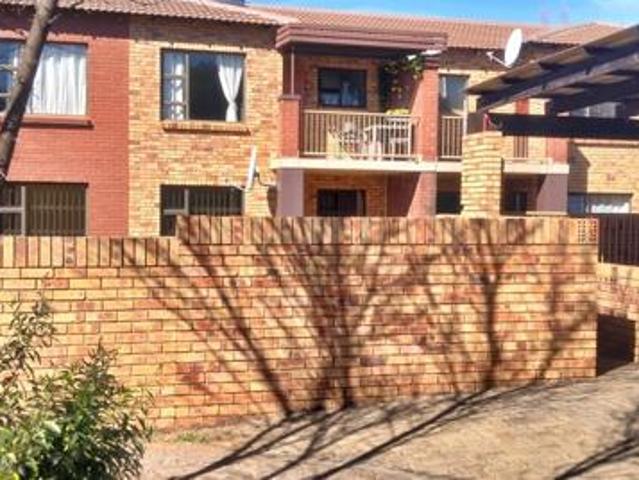 Townhouse for sale in Bloemfontein, Free State