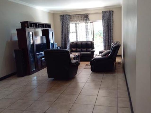 Townhouse for sale in Bloemfontein, Mangaung Metropolitan Municipality