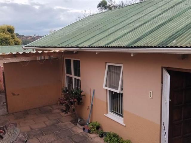 Townhouse for sale in Seaview, Kwazulu-natal