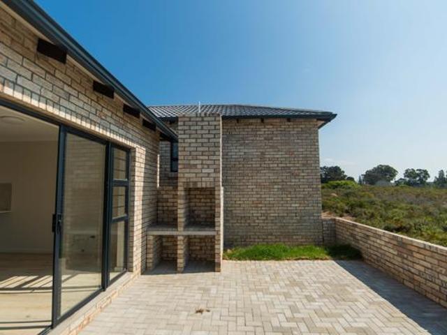 Townhouse for sale in Eastern Cape