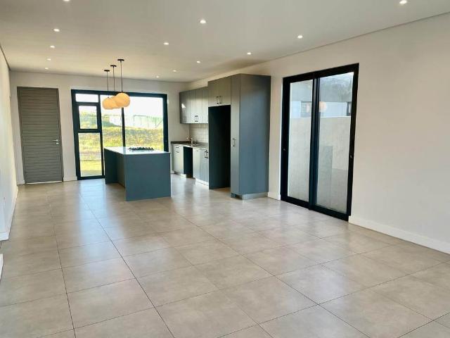 Townhouse for sale in Seaview, Kwazulu-natal