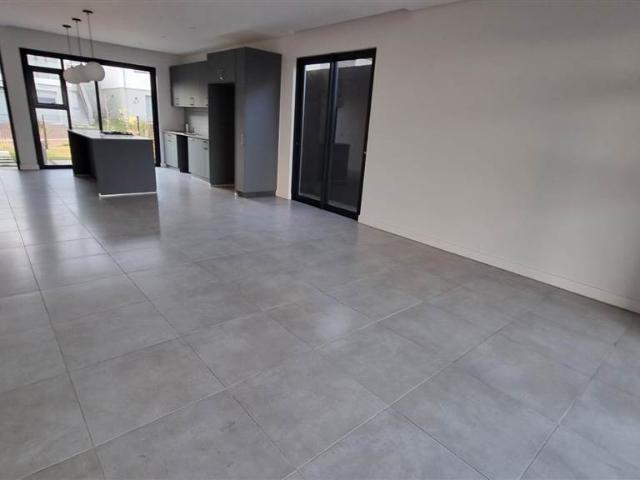 Townhouse for sale in Seaview, Kwazulu-natal