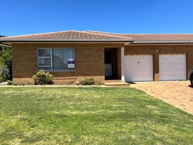 Townhouse for sale in Cape Town, Western Cape