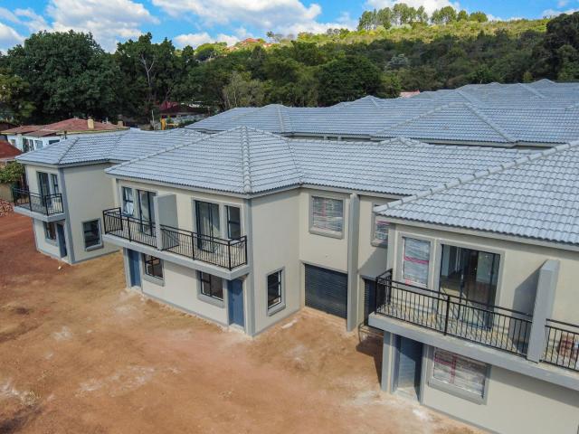 Townhouse for sale in Waterkloof, Gauteng