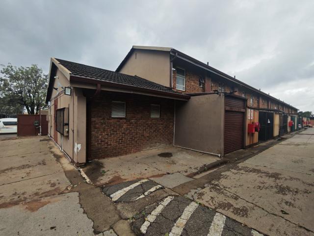 Townhouse for sale in Pretoria, City of Tshwane Metropolitan Municipality