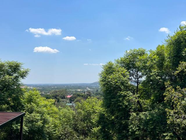 Townhouse for sale in Waterkloof, Gauteng