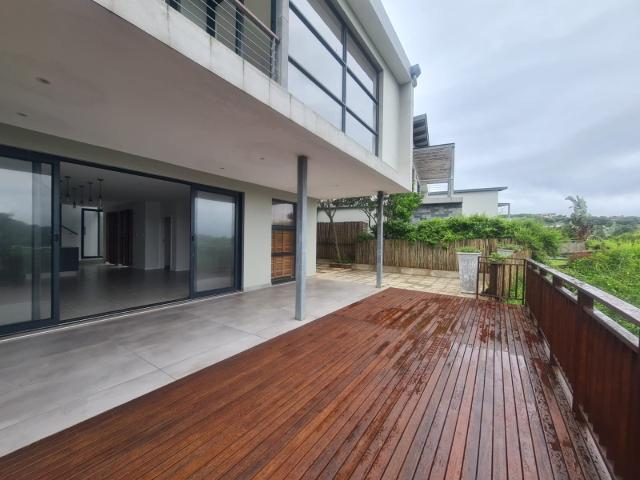 Townhouse for sale in Princess Grant, Kwazulu-natal