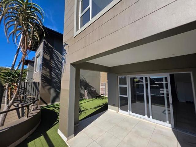 Townhouse for rent in Princess Grant, Kwazulu-natal