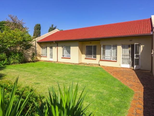 Townhouse for sale in Ekurhuleni, Gauteng