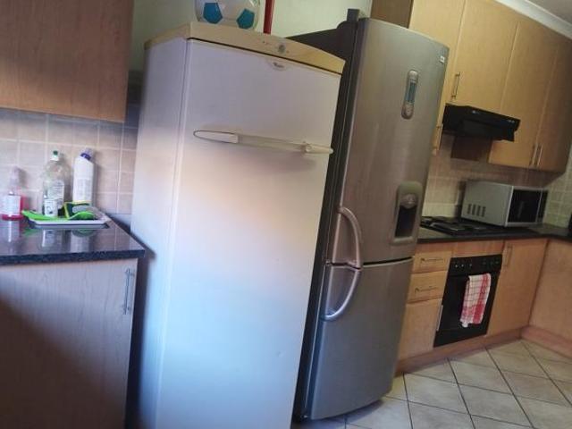 Townhouse for rent in Waterkloof, Gauteng