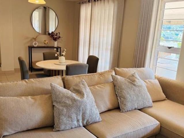 Townhouse for rent in Seaview, Kwazulu-natal