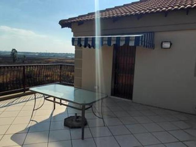 Townhouse for rent in Ekurhuleni, Gauteng