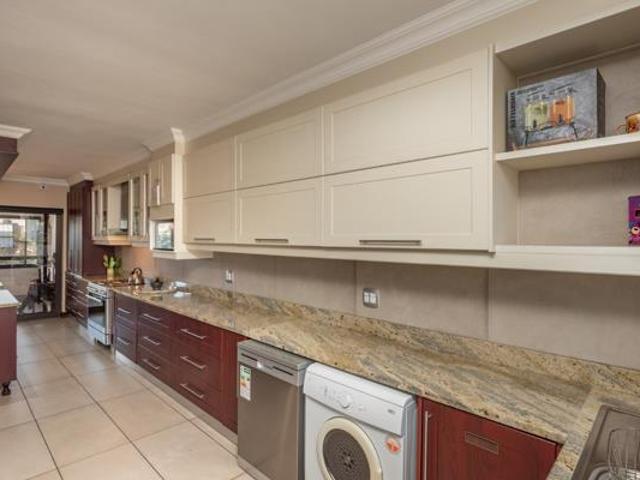 Townhouse for sale in Eastern Cape