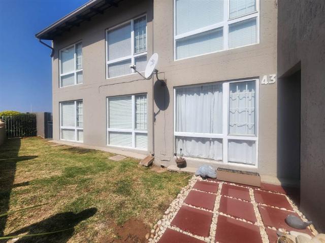 Townhouse for sale in Ekurhuleni, Gauteng