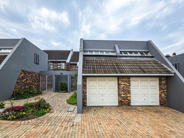 Townhouse for sale in Amatola View, Bhisho