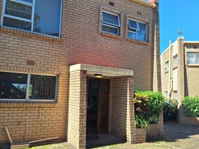 Townhouse for sale in Port Shepstone, Hibiscus Coast Local Municipality